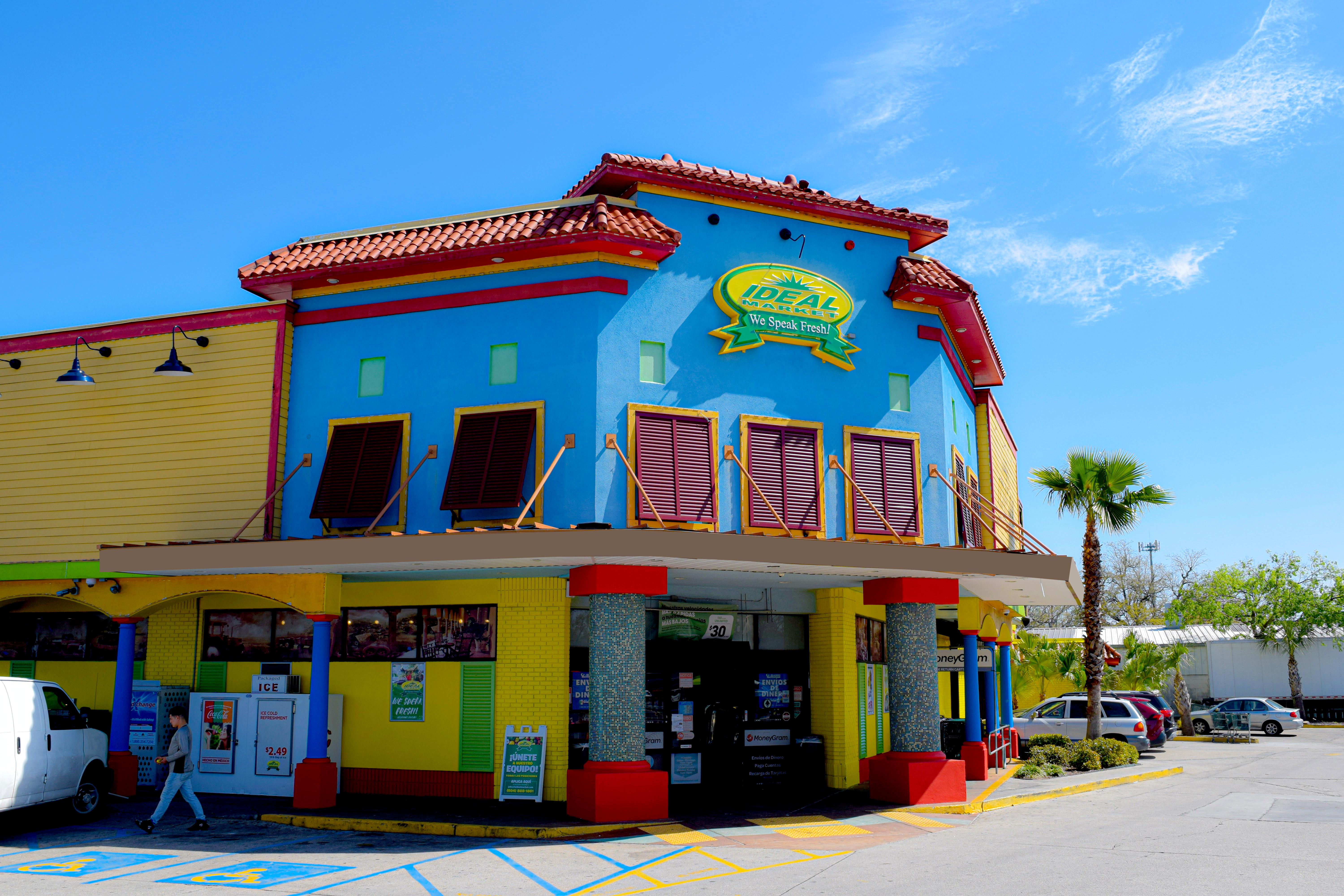 Ideal Market Airline Storefront